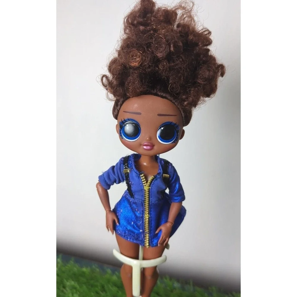 MGA L.O.L Surprise‎ Doll OMG Miss Glam Missing Clothes and Accessories